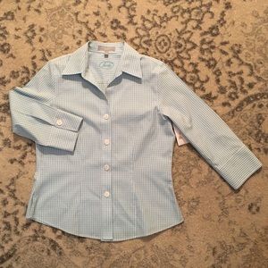 NWT Blouse Wrinkle Free Size 6